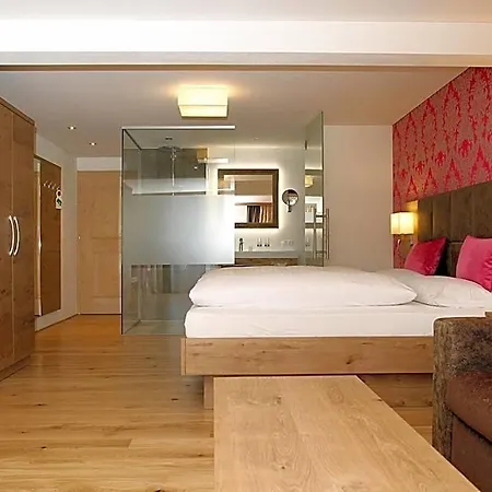 Krone Otel Langenegg