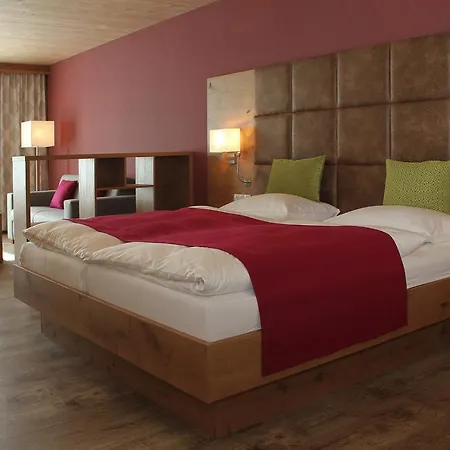 Krone Otel Langenegg
