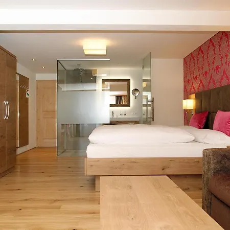 Krone Hotel 4*